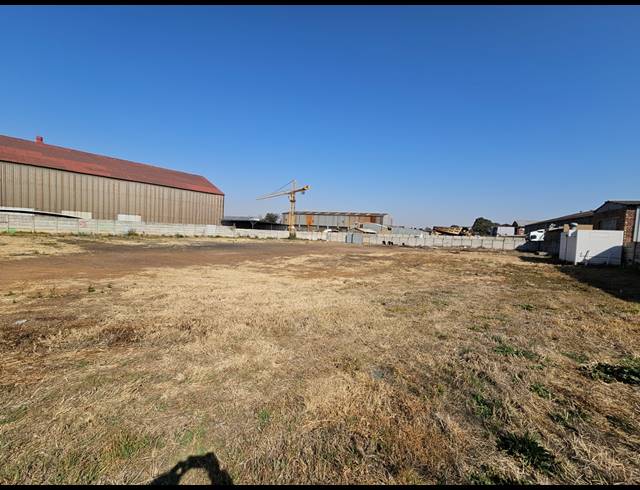 3,000M² VACANT LAND TO LET IN ELANDSFONTEIN